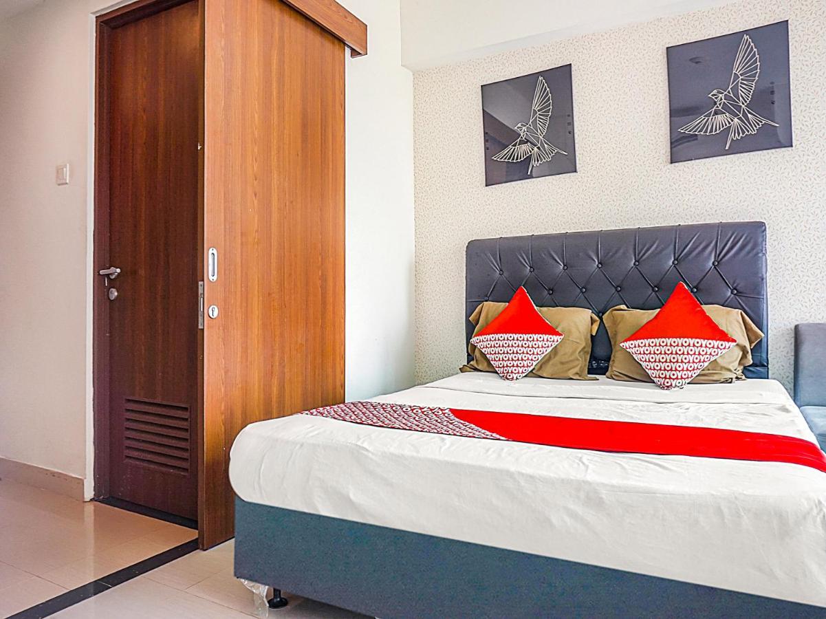 Oyo 90776 Fortune 88 Grand Kamala Lagoon Bekasi Buitenkant foto