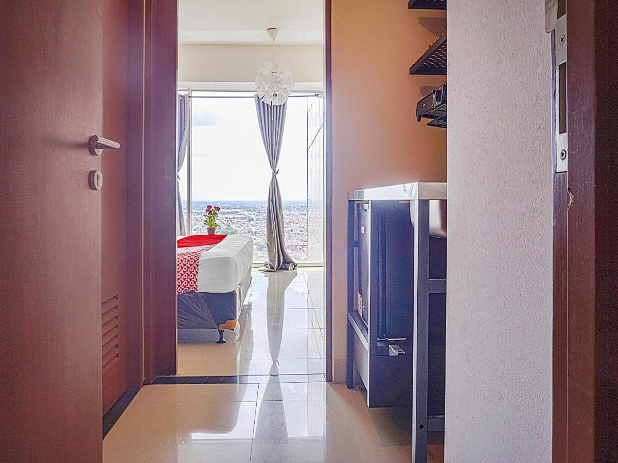 Oyo 90776 Fortune 88 Grand Kamala Lagoon Bekasi Buitenkant foto